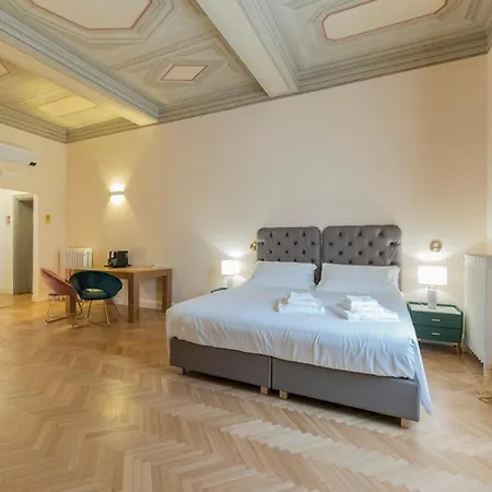 Lägenhet Aldrovandi Luxury And *