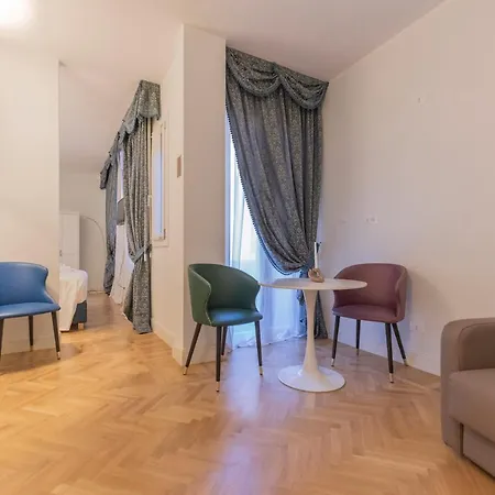 Aldrovandi Luxury And Lägenhet Bologna