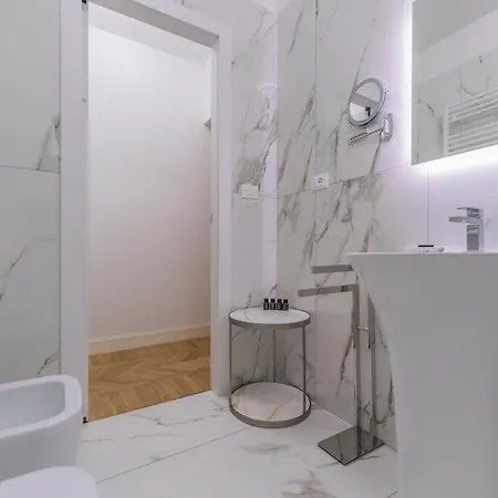 Apartment Aldrovandi Luxury And